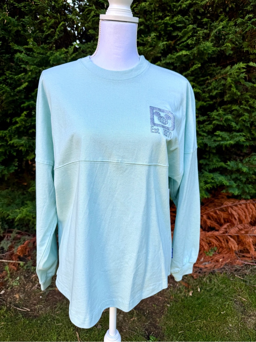 Disney Parks Disney World Spirit Jersey Arendelle Aqua | XS | NWT | Glitter